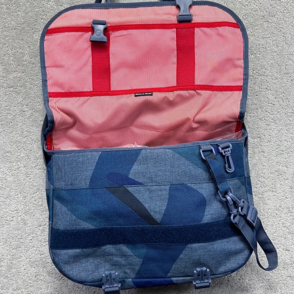 Herschel Supply Co Messenger Bag Blue Geometric‎ Laptop Crossbody School Travel